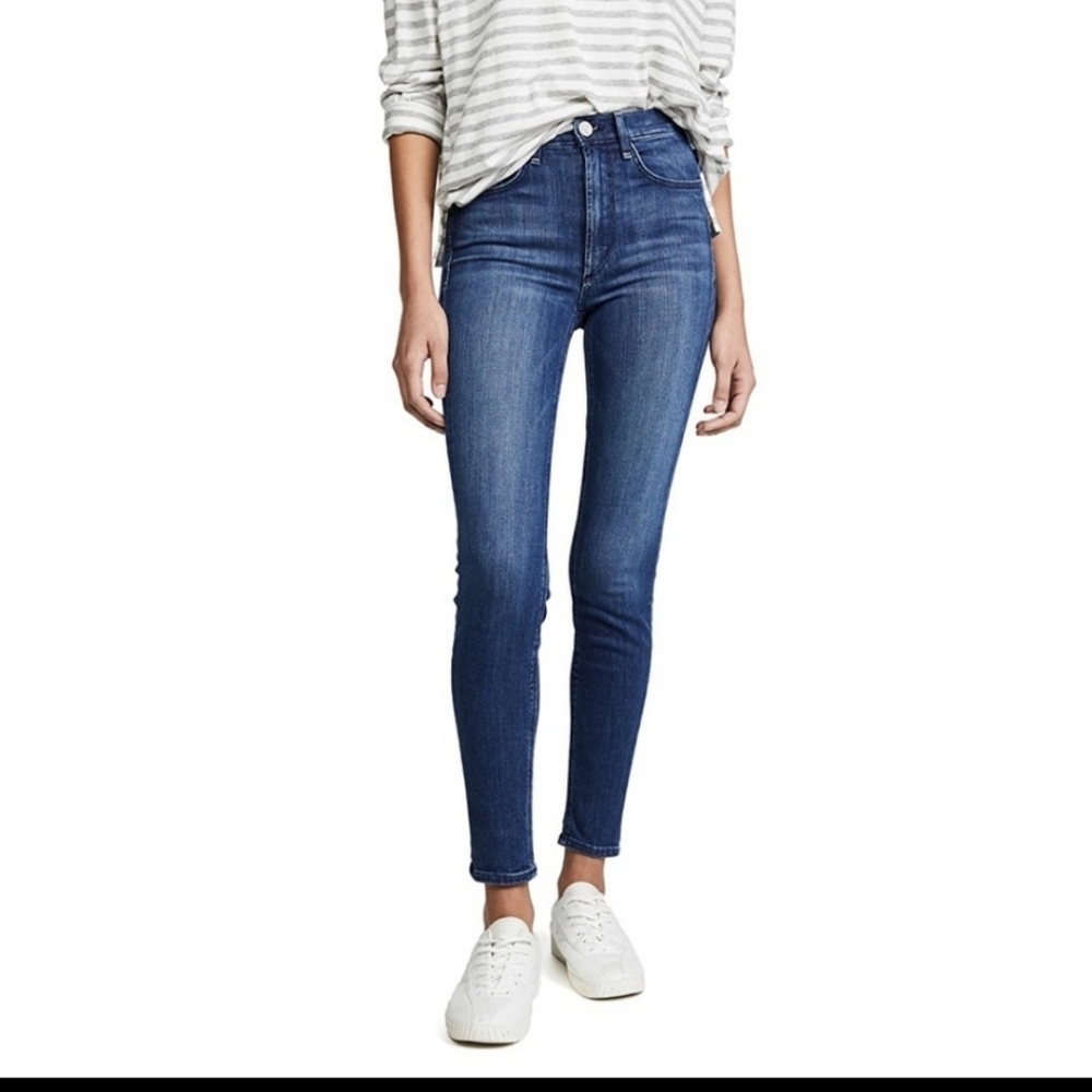 High-Rise Skinny Jeans in Dark Blue